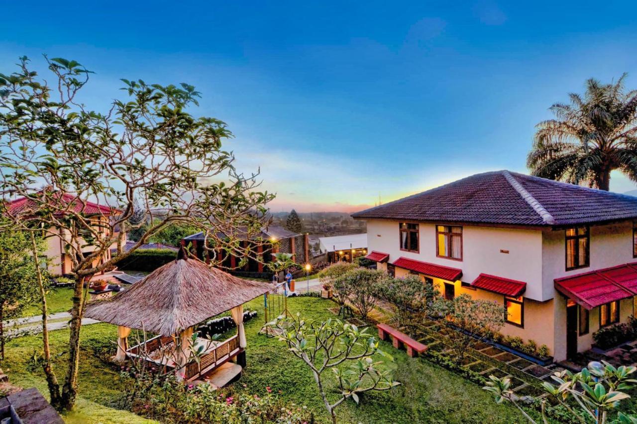 The Jayakarta Cisarua Hotell Puncak Eksteriør bilde