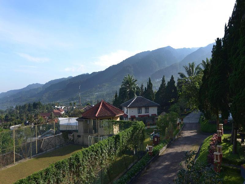 The Jayakarta Cisarua Hotell Puncak Eksteriør bilde